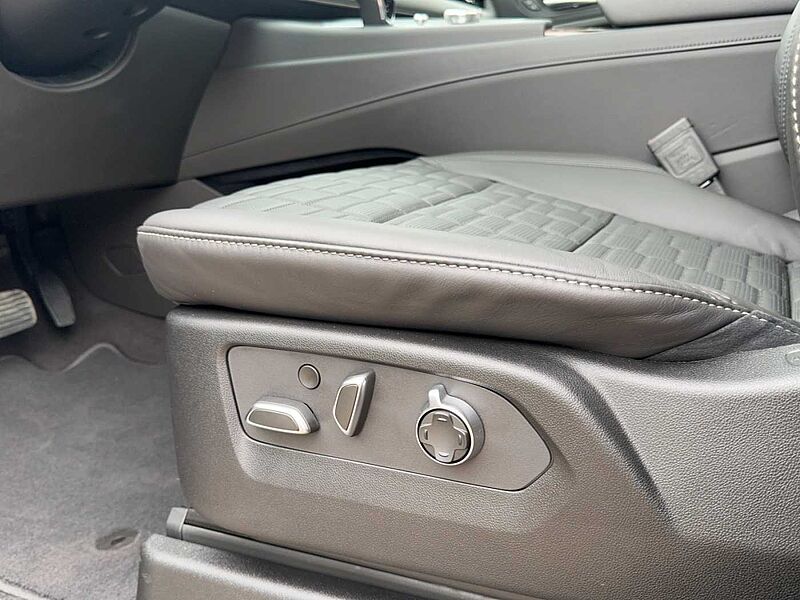 Cadillac Escalade Sport Platinum 4WD SHZ/HUD/PANO/AHK 3,5