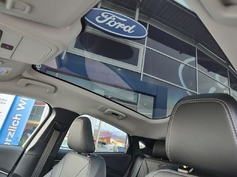 Ford Mustang MACH-E Navi Leder Panodach SOFORT VERFÜGBAR Navi Leder Panorama B&O LED ACC Klimaautom