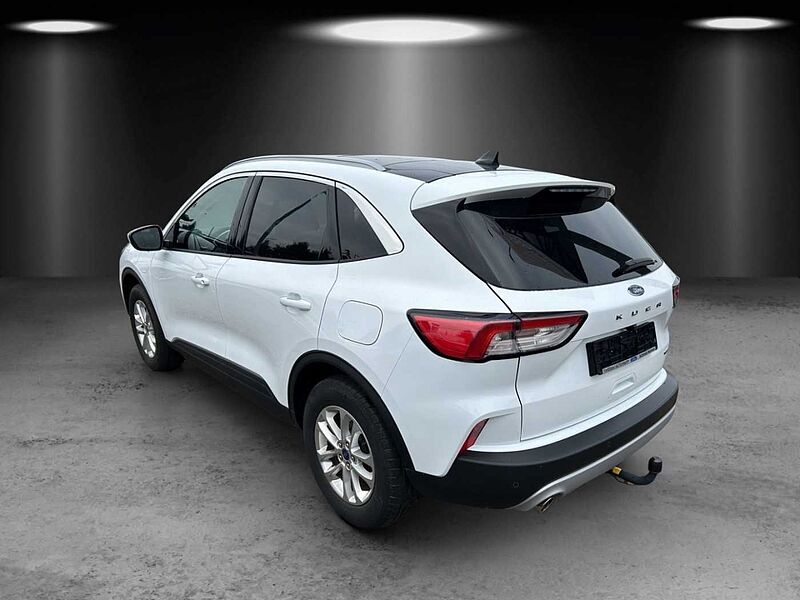 Ford Kuga Plug-In Hybrid PHEV PHEV Titanium X AHK-abnehmbar El. Panodach Navi Soundsystem