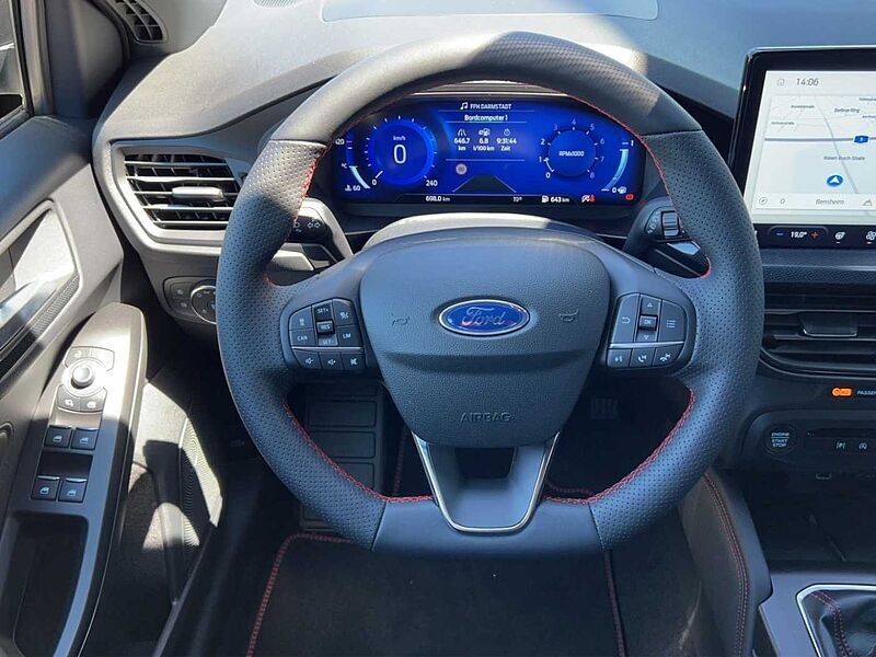 Ford Focus Turnier ST-Line X MHEV HUD Navi digit. Cockpit Winter Paket PDC.