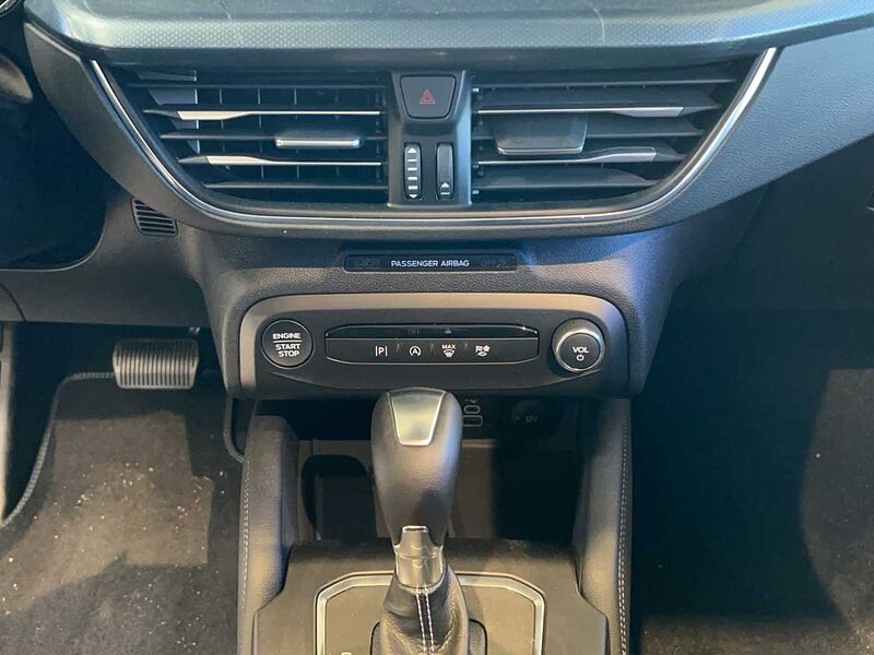 Ford Focus Active X Turnier MHEV HUD El. Panodach Navi digitales Cockpit Soundsystem Winter