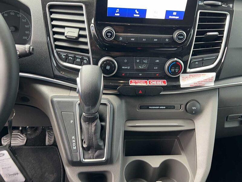 Ford Tourneo Custom Titanium L2 AHK PDC Kamera Soundsystem Dyn. Kurvenlicht Apple CarPlay Android Au