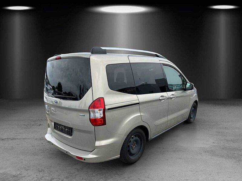 Ford Tourneo Courier Titanium 1.0 EcoBoost